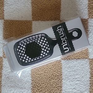 NIB SEALED Black UNBRUSH detangling brush